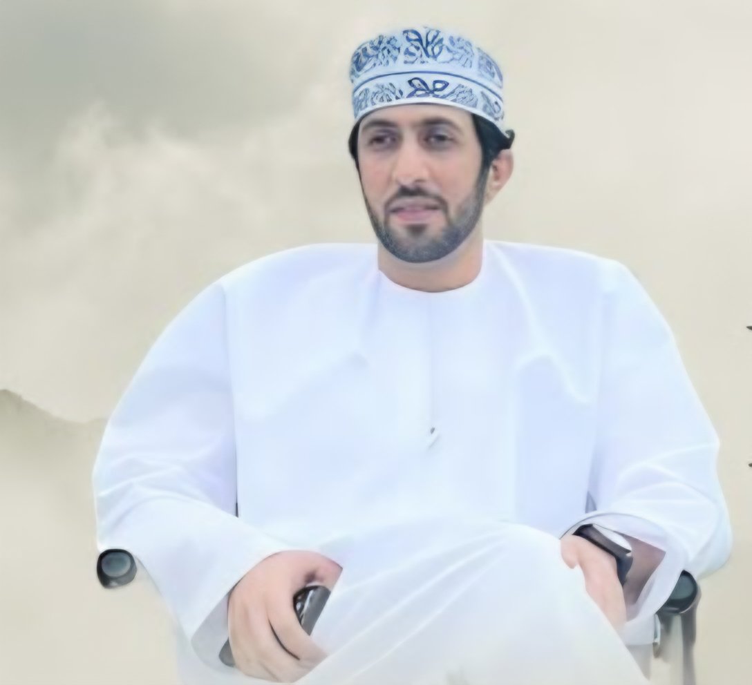 gaboob_ali's tweet photo. محمد سعيد الكويت جداد بعد #عثمان_رعفيت قدّم ٢٠ الف ريالًا عُماني قسّمها بالتساوي: ١٠ الف للطفل أحمد العجمي ١٠ الف للطفل سالم الشيدي.

القلوب الكبيرة تتسع للجميع وعمان و #ظفار_تلبي_النداء https://t.co/C2JGWUtr8q