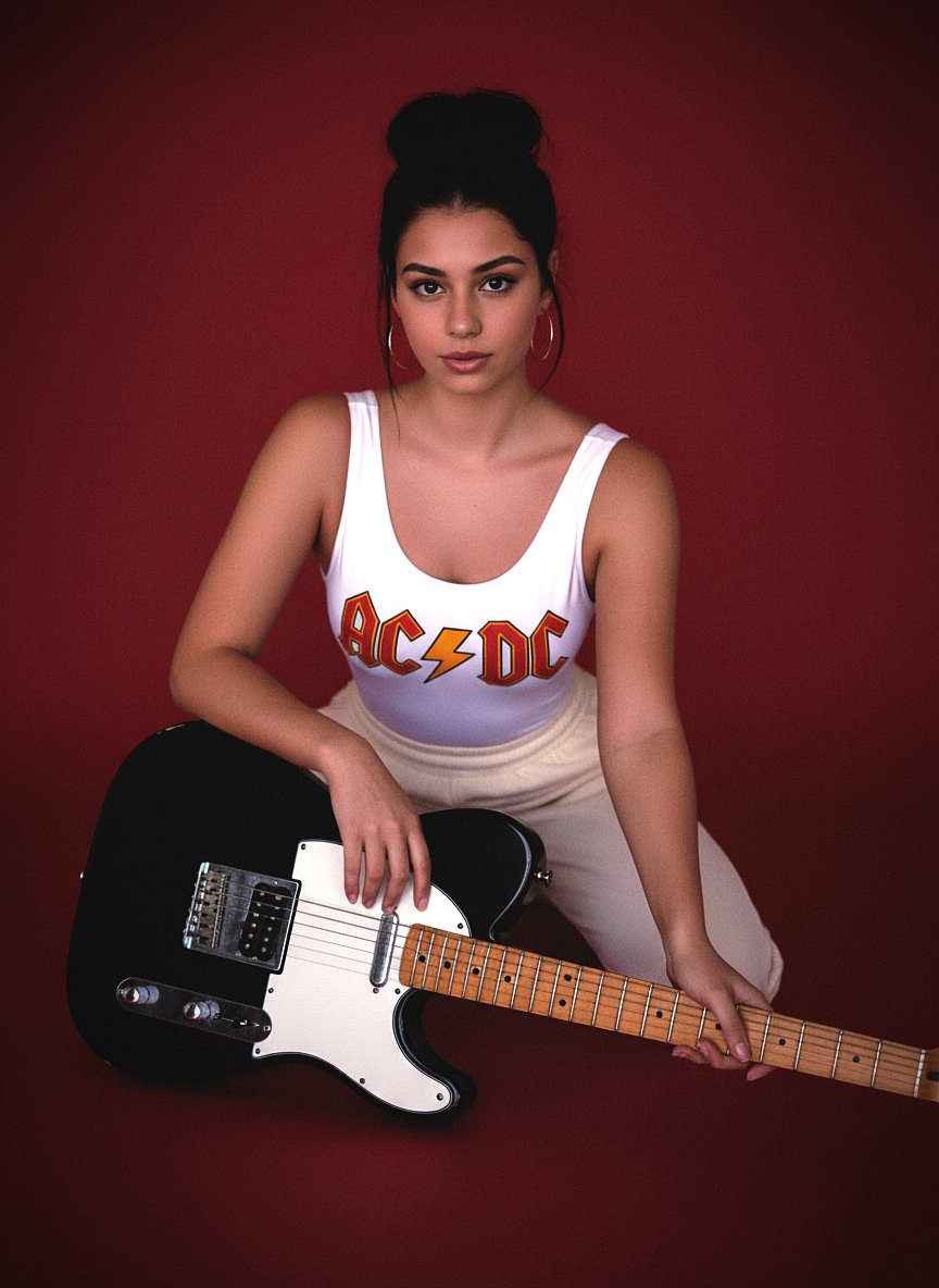 ArianaMacKay001's tweet photo. 🤟🤟🤟
#acdc #photography #tops #modelshoot #fypシ❤️💞❤️ https://t.co/qwo6a6QxFr