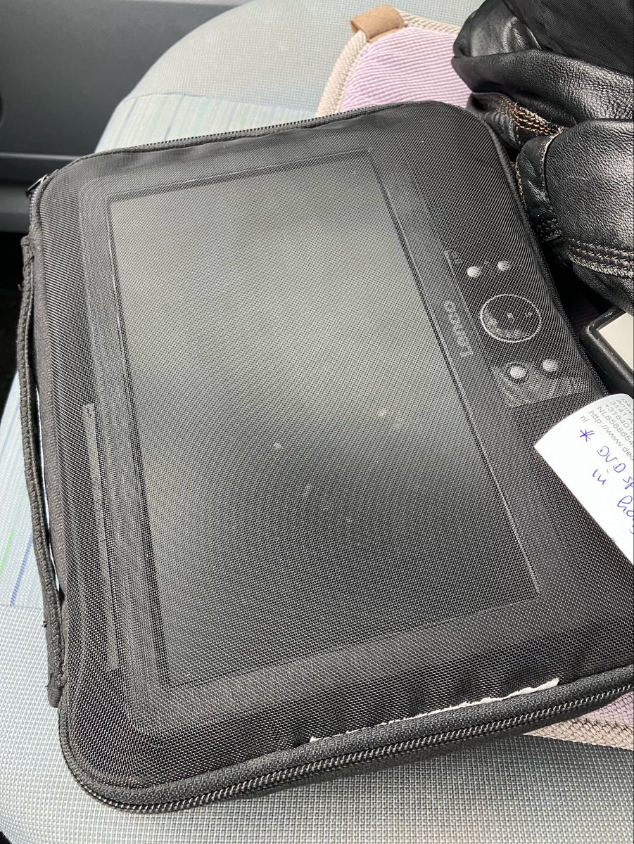 msndrstdbadgirl's tweet photo. insane haul ITS A PORTABLE DVD PLAYER. AND JT WAS TEN BUCKS. and my dvds 🙂‍↕️🙂‍↕️ https://t.co/GH0MMl11ke