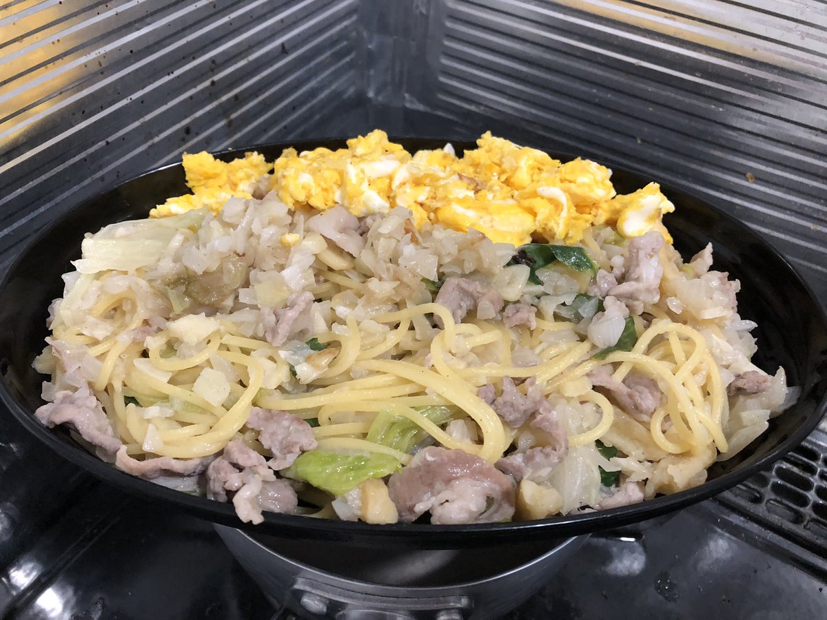 K2Back's tweet photo. にんにくパワーなミートスパゲッティ！！調理しながらプレモルとか末期だな🤣 https://t.co/9lSfmY3M8X