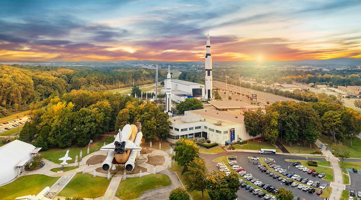 ajlizana10's tweet photo. @FreddyLA7 Visit the US Space &amp; Rocket Center in Huntsville, Alabama! Lots of German history for you to explore here https://t.co/OgGZVG6Ziu