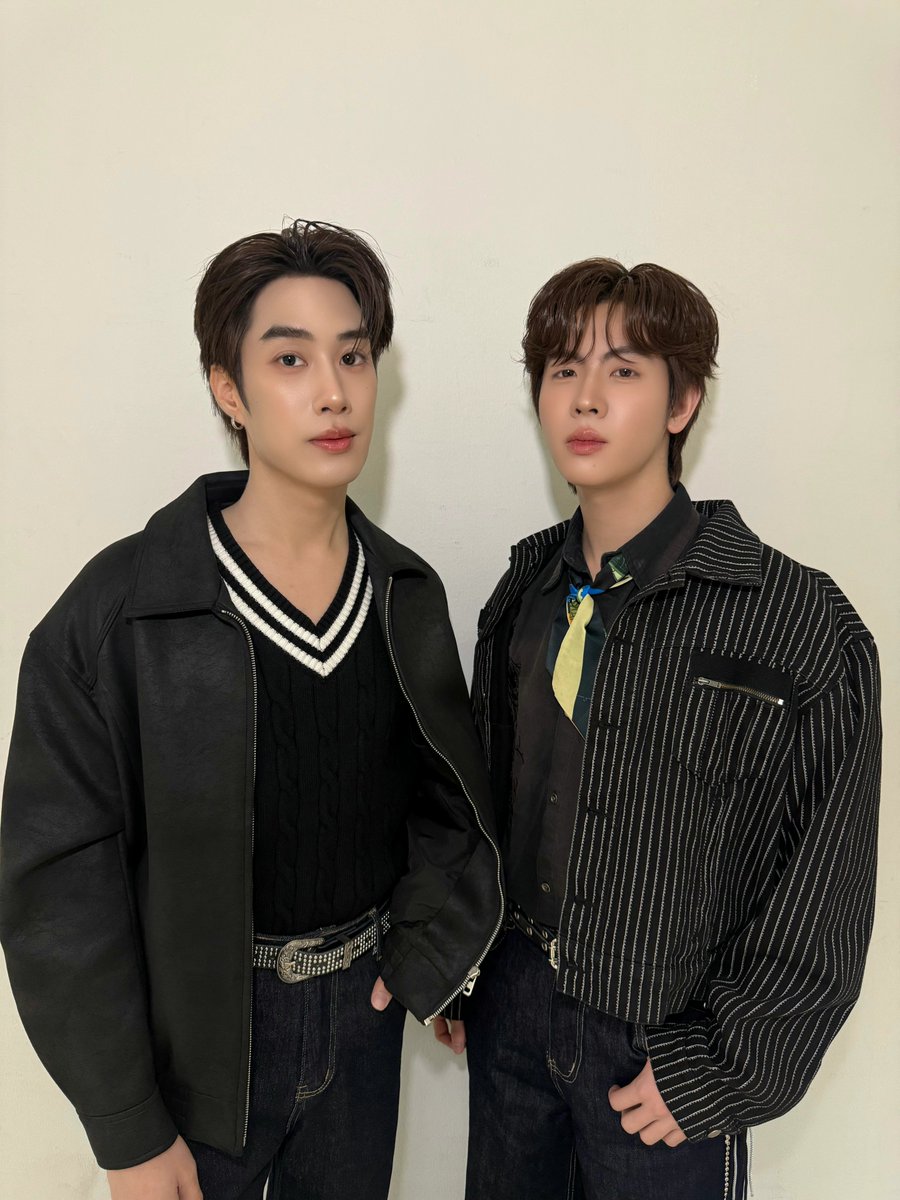 DomundiTV's tweet photo. พบกับ “เติ้ล” @TLE_mtm และ “เฟิร์สวัน” @firstone_wnk ได้ในงาน MISE en SCÈNE Shine Your Scene with TleFirstOne at Tops of Beauty ✨

#MISEenSCENEwithTFO https://t.co/Ayhae0xL9B