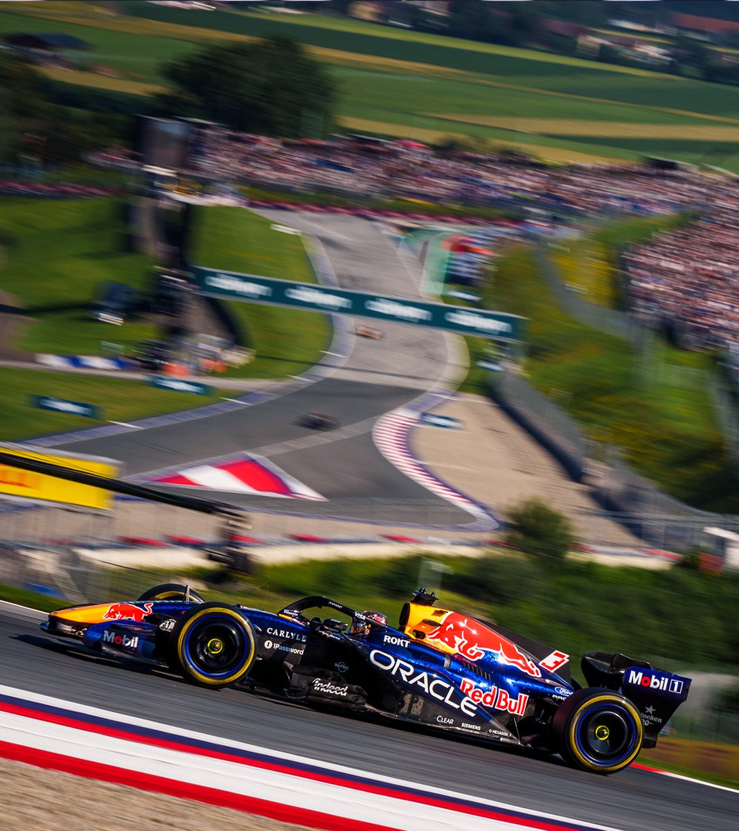 redbullracing's tweet photo. Past ⇢ Present

#F1 || #AustrianGP 🇦🇹 https://t.co/6NHLu1bl2i