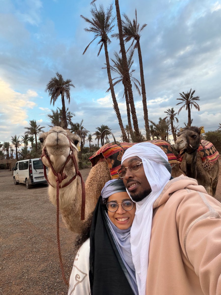 ZyenomJesse's tweet photo. GOAL: make money, find your soulmate and travel around the world with them https://t.co/nFWSEc9Xpf