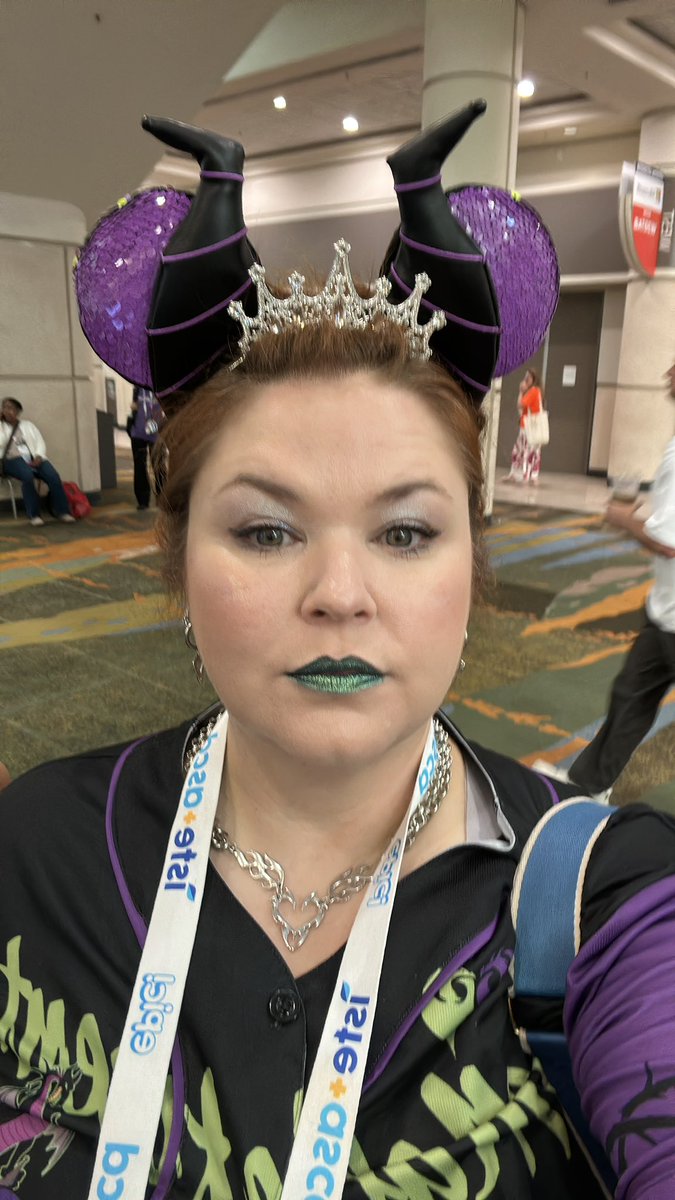 jcampos2018's tweet photo. Just because it’s character day, doesn’t mean you can’t be a Villain! I am a dragon before caffein. #ISTELive #rainbowtechsiren @EduGuardian5 https://t.co/8c6A1z9THh