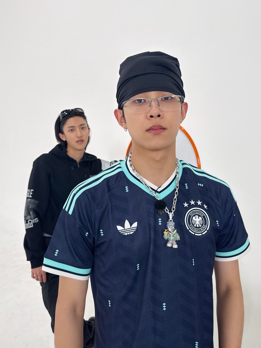 ryulngshot4sho's tweet photo. 📸 4SHOBOSHOW EP.10 [BEHIND] - RYUL #김률 

#LNGSHOT #롱샷 https://t.co/5aO2JPKqDy