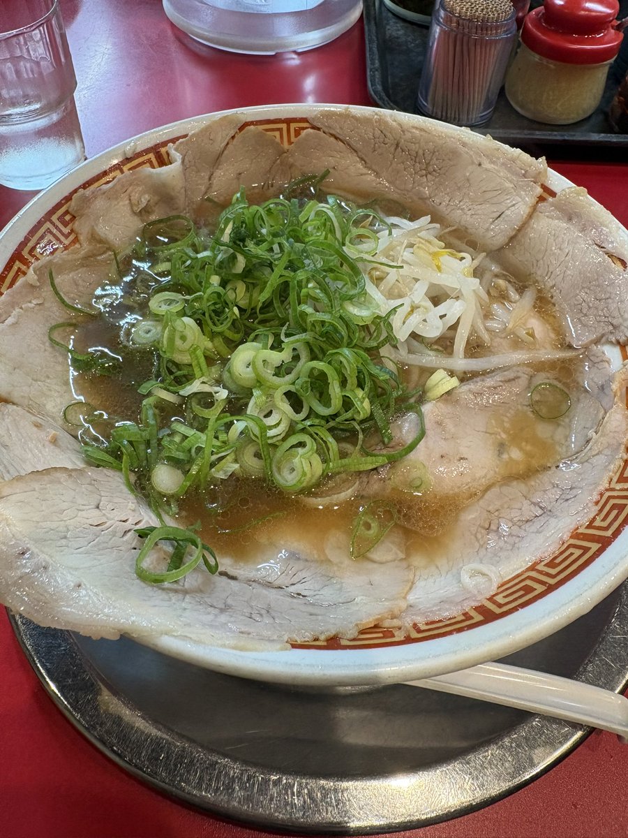 chi_bst's tweet photo. 久々今津もっこすでした🍜 https://t.co/H6NVZJulDG