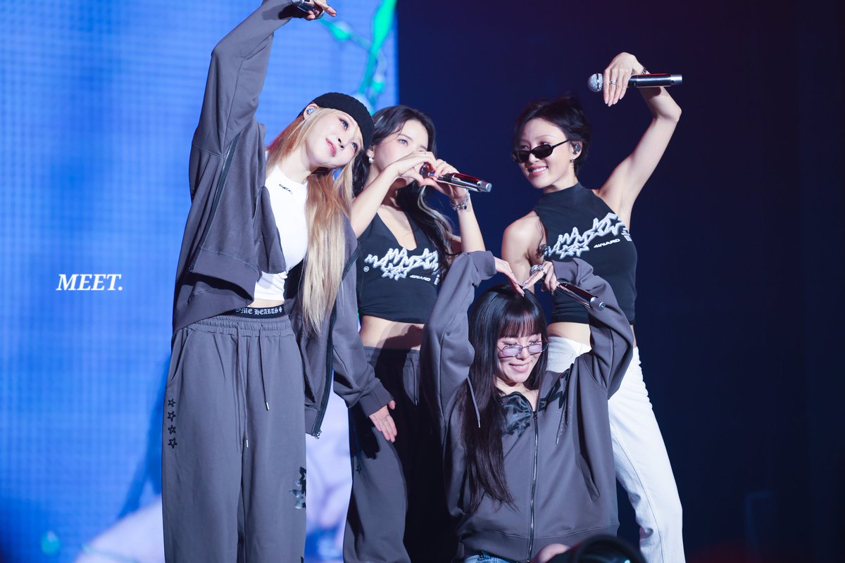 MMM_MOMENT_'s tweet photo. 덕분에 더할나위 없이 행복한 6월이었습니다.

#마마무 #mamamoo https://t.co/VY2aj9DYhs