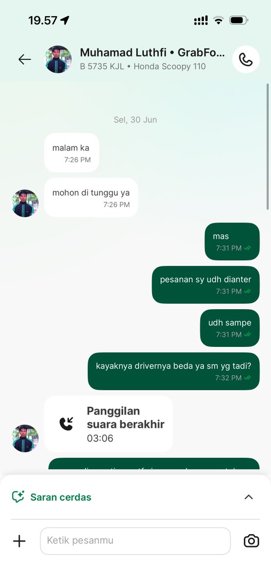 O93197's tweet photo. sampe driver yg baru ini telfon, buat konfirmasi dan loh kok drivernya beda sm yg sebelumnya.

ternyata kata masnya, ini modus penipuan terbaru, jd makanannya udh sampe dan udah di bayar (ini biasanya yg cash ) nah drivernya ini pencet cancel!!

jd otomatis dpt driver baru  lagi. https://t.co/MdThrG3Ktm
