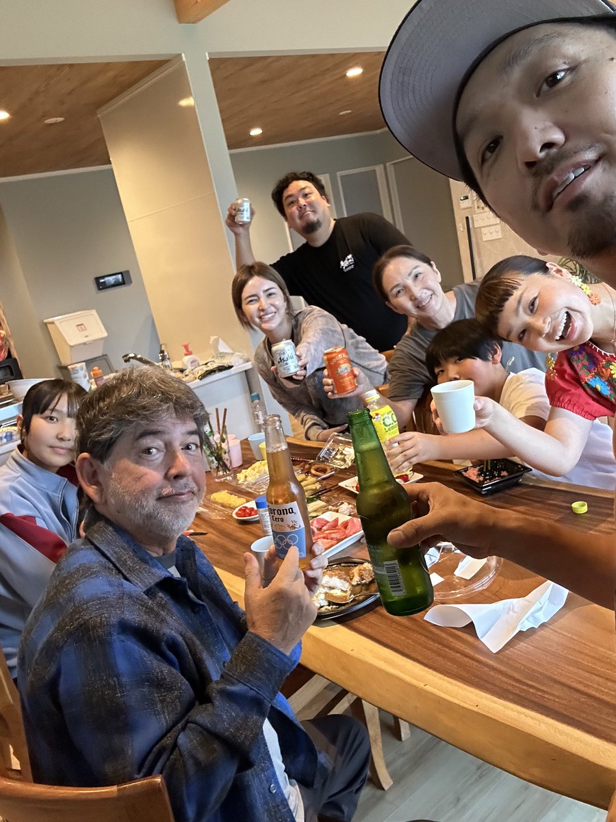 kanonpnow's tweet photo. 雨の九十九里。
自然の音を聴きながら静かに過ごすのもまた良い時間。
そろそろウクピクモードへ
今年のウクレレピクニック「みんなで弾こう！」課題曲は「99BEACH」
公式サイトより楽譜をダウンロード(無料)して練習始めて下さいね！
#かのんぷ♪ #九十九里町 #観光大使 #ウクレレピクニック #99beach https://t.co/88H2FDbNOf