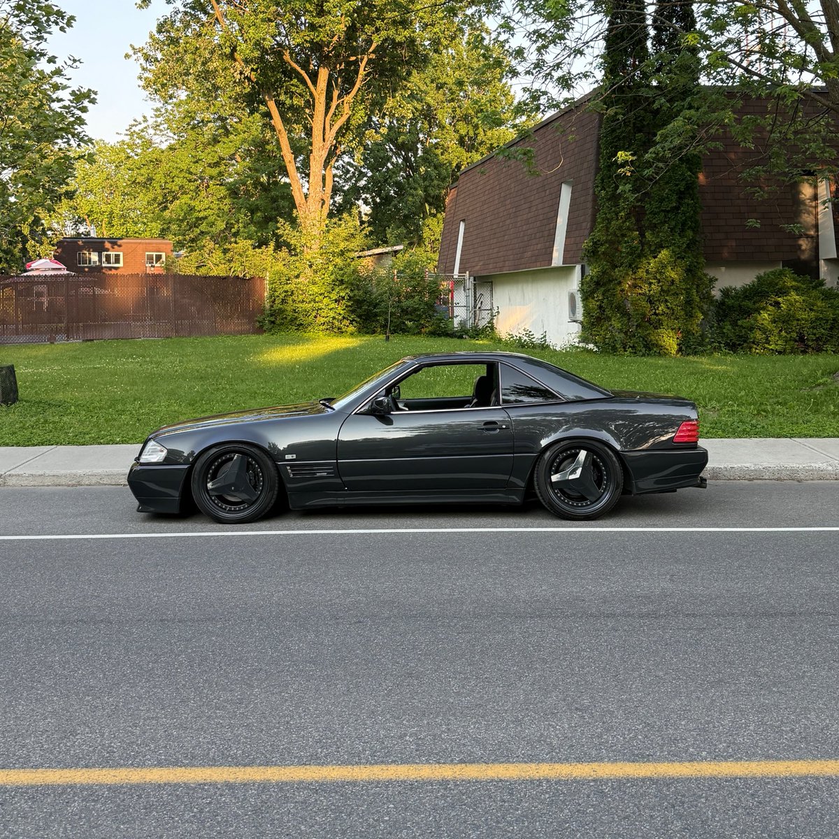 patinaresearch's tweet photo. I only listen to Mexikodro when I ride the benz https://t.co/83OuSlzSTD