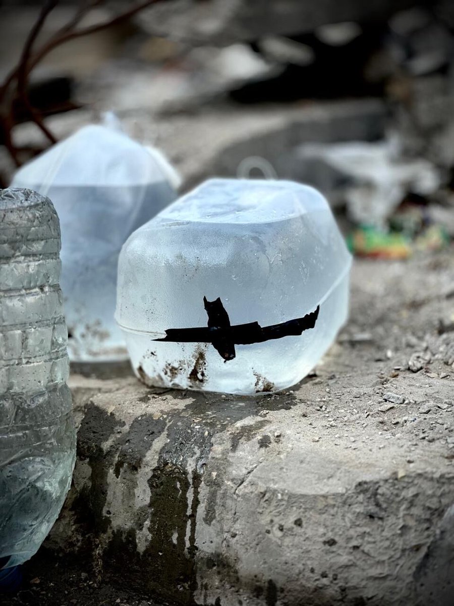 sameerproject's tweet photo. These water containers are cracked. They're dirty. They’re diseased. They're held together for as long as they can last.

And still, children carry them. Help now: https://t.co/jw67Ah9X72

Every day, small hands haul heavy jerrycans across debris and rubble because their family's survival depends on making it back to the tent with water. Water to drink. Water to cook. Water to wash. Water to stay alive.

No child should have to shoulder this responsibility!

We cannot change the burden they have been forced to carry. But we can make it lighter by bringing more clean water closer to the communities that need it most.

Help The Sameer Project complete our water desalination plant so we can produce and distribute more fresh water across Gaza.

Donate to our Rebuild Gaza Campaign - do not accept these scenes as a daily reality for Gaza’s youth: https://t.co/jw67Ah9X72

Other ways to donate include:
https://t.co/OmIU4SifDD (Paypal option, please make sure to add a message saying "Rebuild")
https://t.co/WNZu0ERJci (Venmo option, please make sure to add a message saying “Rebuild")