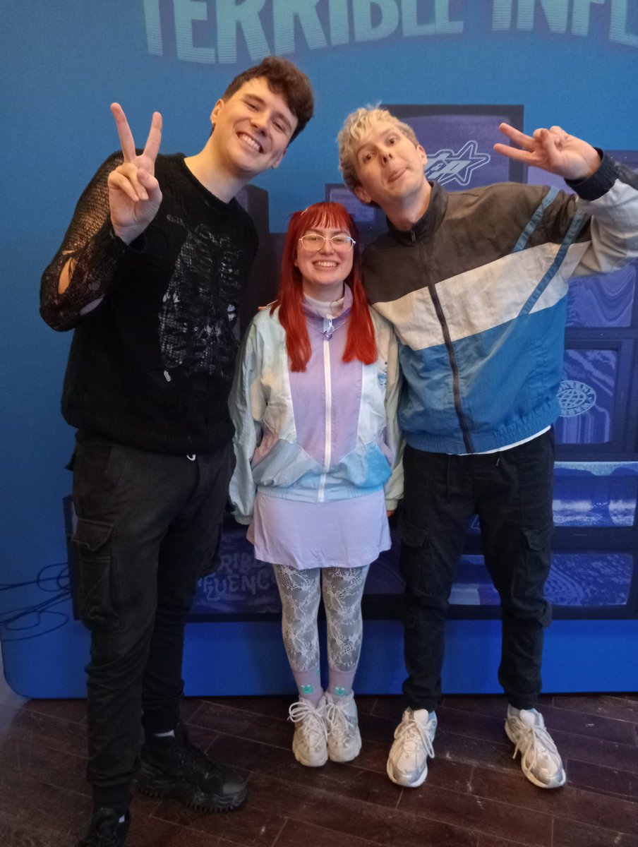 JERBYTUBE's tweet photo. @sunsugarhowell And they were leaning while I was stood straight 😂 https://t.co/q1aW0R0BsE