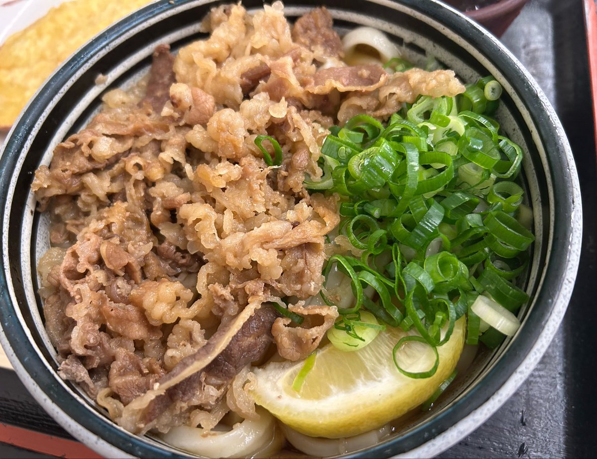 209l166's tweet photo. 肉ぶっかけうどん https://t.co/GaLMMpdkEJ