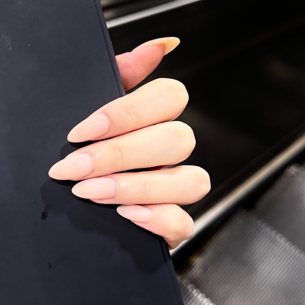 zyzl_'s tweet photo. 여름이니까 뉴뉴💅🍧 https://t.co/kSlErgeJu1