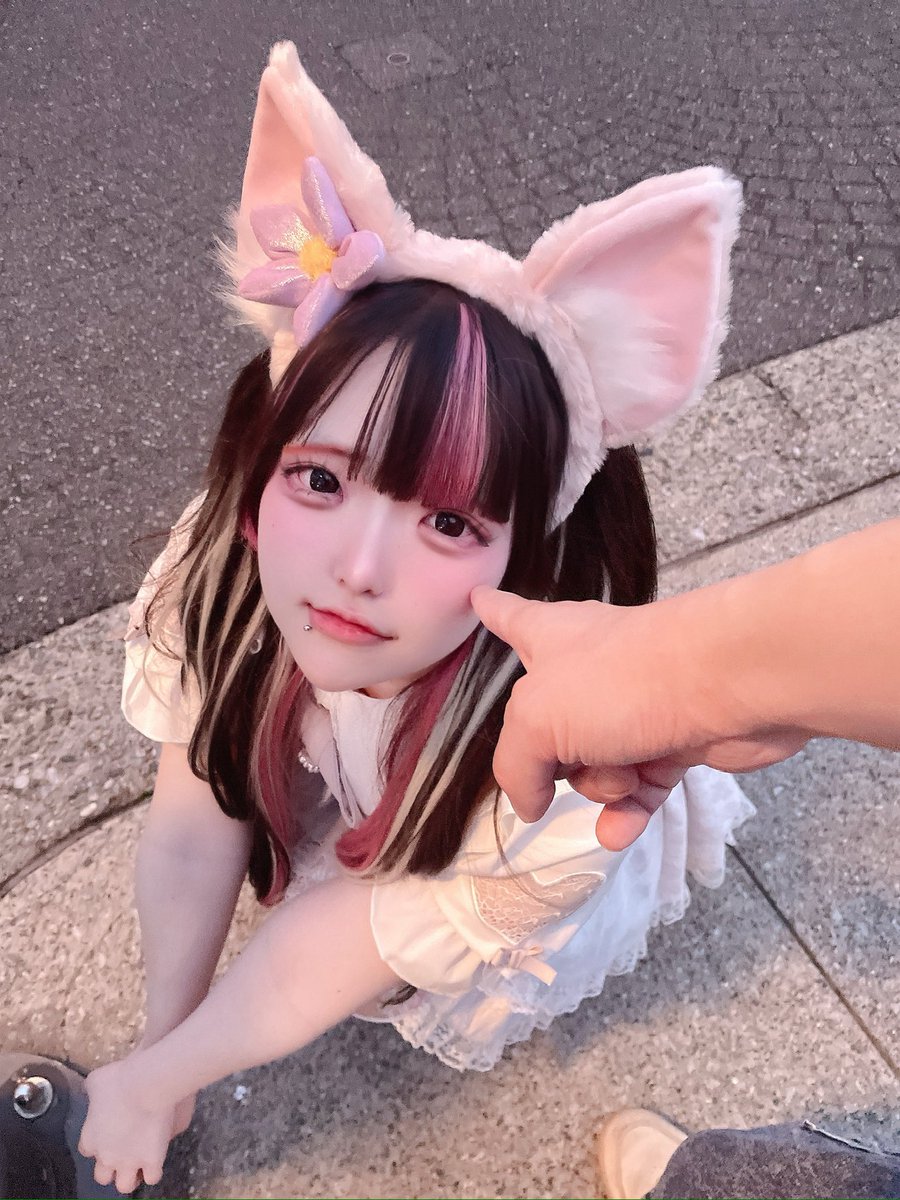 hate_san04's tweet photo. 10￤東京￤  🚺  ￤通話〇￤躁鬱￤L

気になりさんお迎えｐ ̫ ᴗ♥

#自撮り界隈  
 #病み垢さんと繋がりたい
 #病み垢女子と繋がりたい
 #レズビアンさんと繋がりたい https://t.co/GAcnrABYi6