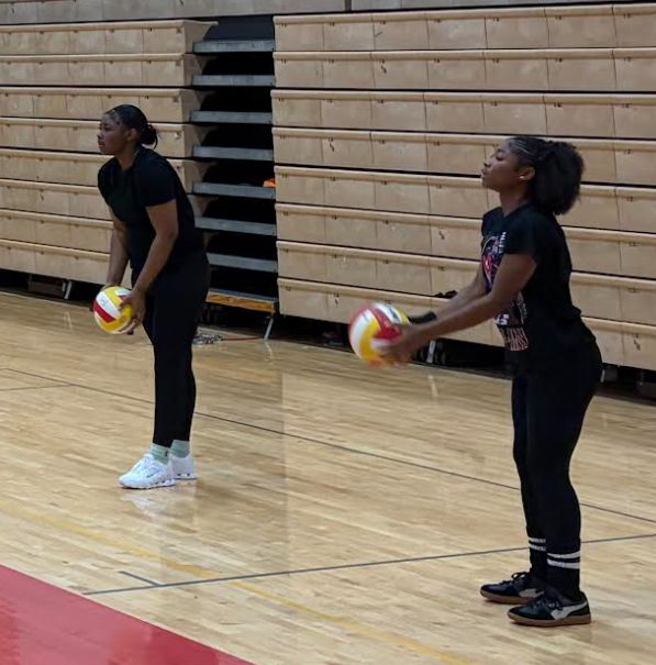 lncrusaders's tweet photo. That's a wrap on Summer Camp at LN!

Our final week of camps featured Volleyball and Theatre as campers learned new skills and had a great time on campus.

📸 Check out highlights from the week!
#SummerAtLN #LNCrusaders #AchieveBelieveBelong https://t.co/BhuxvlIuWw