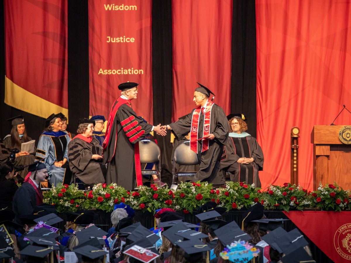 LewisUniversity's tweet photo. Today marks Dr. David Livingston's final day as President of #LewisU. 

Thank you for 10 years of leadership, service, and commitment to our Flyer community. 

Wishing you all the best in your retirement! https://t.co/vDSc6pMPB3