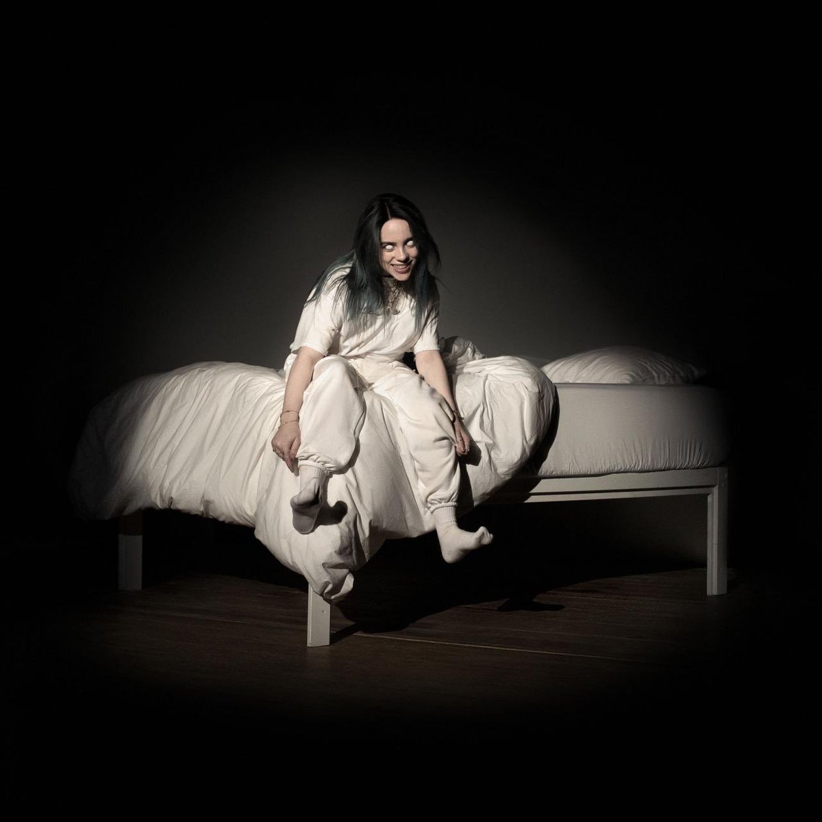 LG_Views's tweet photo. “The Fame” ties @billieeilish’s “WHEN WE ALL FALL ASLEEP, WHERE DO WE GO?” as the longest charting international female album of all time in Germany. 🇩🇪

#24 (+10) The Fame [Week 326] https://t.co/jhvIeBav1d