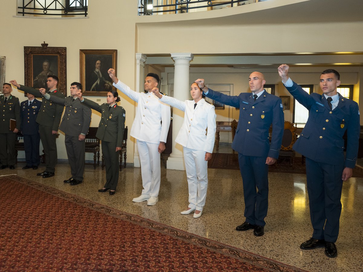 Hellenic_MOD tweet picture