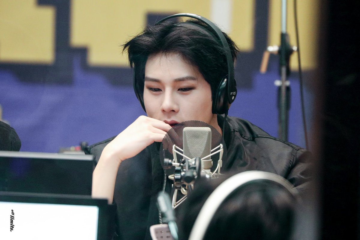 honey_ggulmat's tweet photo. 이날 주헌 미모에 대해 이야기 시작하면 최소 2박3일 걸림 이날 뭔가 선배같고 차가운데 섹시하고 도라버림... https://t.co/cF0tPZ12zC