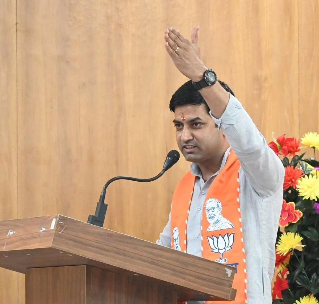 2ND_GRADE_STDNT's tweet photo. बगरू विधानसभा के जननायक माननीय विधायक साहब @KailashvermaBJP जी को जन्मदिवस की हार्दिक शुभकामनाएं।
#happybirthday https://t.co/Akhakscvw8