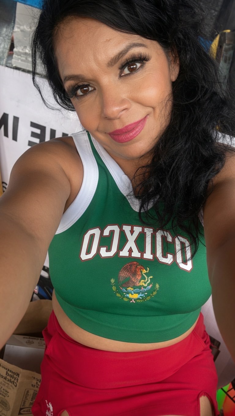¡Vamos México ! #mundialdefútbol2026 #México #mexico #hotwife #cuckold https://t.co/EQVNvr1XrN