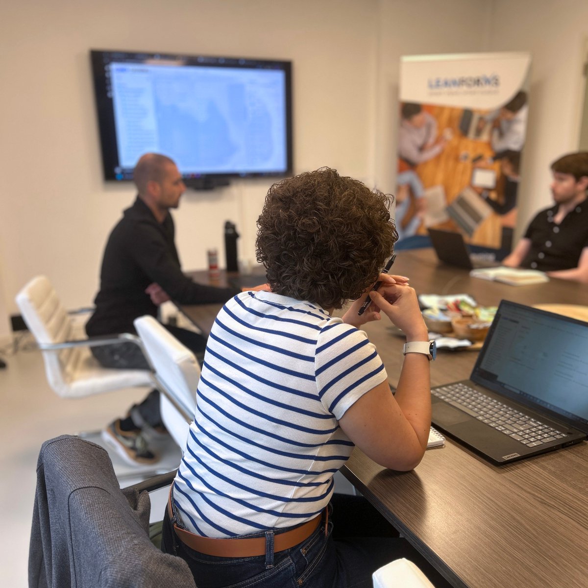 LeanForms's tweet photo. Vandaag volgden een aantal LeanForms-beheerders de Advanced training. 
Gefeliciteerd aan alle deelnemers met het behalen van hun certificaat!

Wil je de volgende Advanced-training ook volgen? Laat het ons weten, dan reserveren we graag alvast een plek voor je.

#advancedtraining https://t.co/8HuyfmM25o