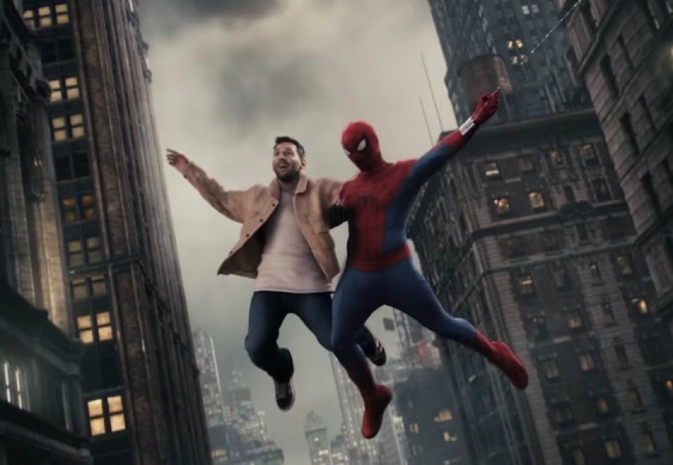 GeekZoneGZ's tweet photo. HISTÓRICO SPIDER-MAN CON MESSI JAJAJAJA https://t.co/bSHAo4Nm73