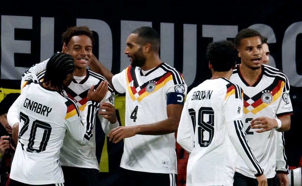 darango_htx's tweet photo. Selección Alemania 1990 / Selección Alemania 2026.

El DEI y la inmigración descontrolada han hecho mella en el fútbol europeo, y eso está quedando claro en este Mundial. https://t.co/SbOuSae1pc