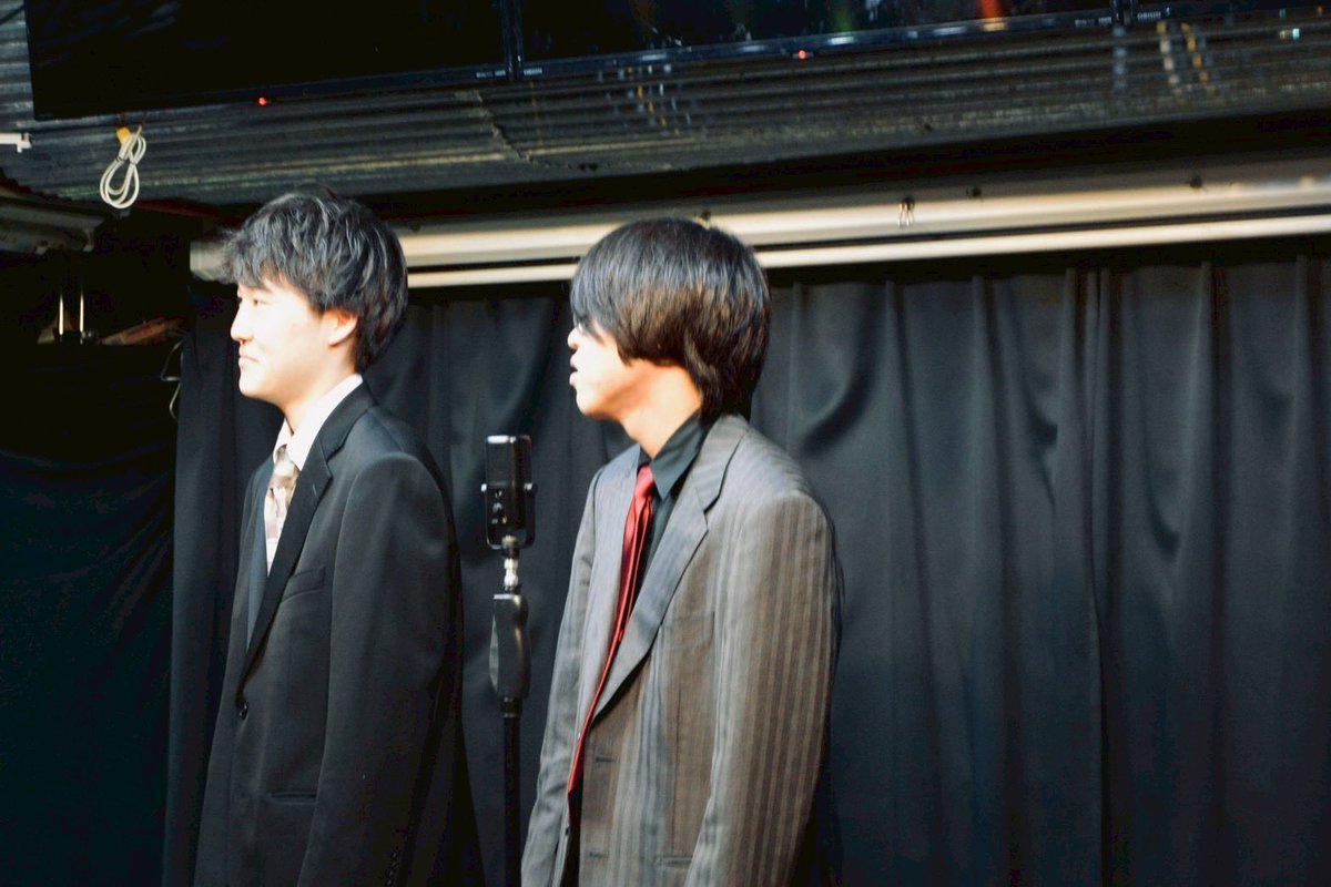 twomanliveyo's tweet photo. 【ゲスト紹介⑤】
ヤヨイ

~主催からの一言〜
IOKの2個下の後輩です。2人の独特な世界が融合した漫才はどんどん力強さを増しています。小島はピンの茂島でも小島ワールドを、ゼニガメはコントでもゼニガメワールドを展開しています。ゼニガメ？先輩まだどういう魂胆なのか分かってません。今度もう一回 https://t.co/HNBV9spd9M
