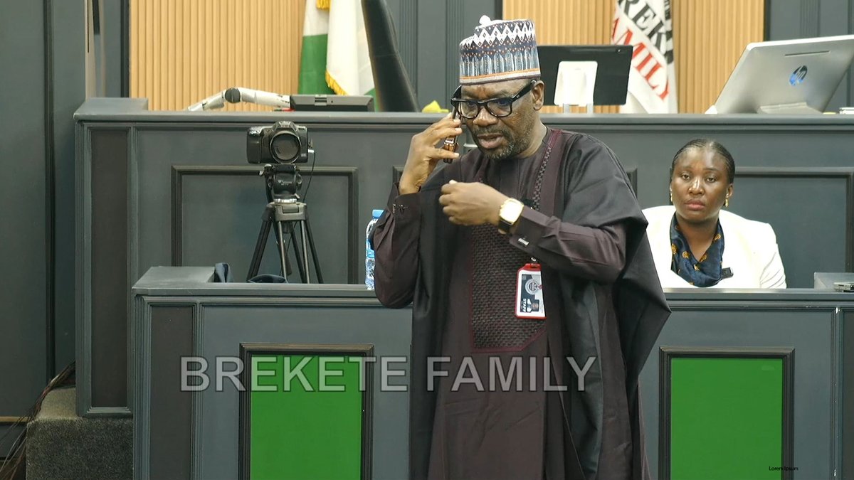 breketeConnect's tweet photo. The Ordinary President addressed the reported killing of a woman in Maraban Jos, expressing concern over the incident and calling for justice.

During the broadcast, he condemned the killing of the innocent woman and stressed the importance of ensuring that those responsible are identified and held accountable through due process.

⚖️ As part of his intervention, he also reached out to the Police Service Commission to draw attention to the case and seek appropriate action.

The discussion emphasized the need for a thorough investigation, accountability, and justice for the victim and her family.
Video https://t.co/tLPdBRYWkK