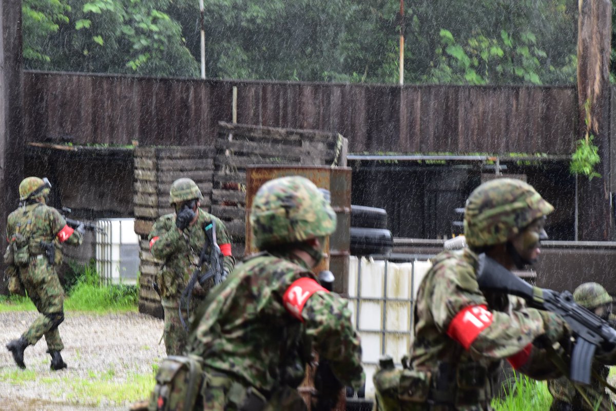 musubi0521's tweet photo. この時、我ら陸士会は味方を数人引き連れ敵拠点に突撃を試み、速やかに制圧しました！
その時の映像があれば良かったな…

#JFM4
#陸士会
#自衛隊装備
#サバパラ https://t.co/7b3aDcNOlw