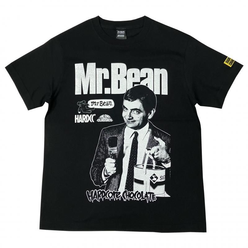HARDCC's tweet photo. 🇬🇧🤣を笑わせたコメディ番組と言えば「Mr.ビーン」！🤣🇬🇧
「Mr.ビーン」が遂にハードコアチョコレートと正式にコラボレーション！
反則級の表情はきっと道行く人の注目を集めるだろう！
Ｔシャツ3種、ロングスリーブにパーカと、全種類「ビーン」度100％！ 
https://t.co/Gcta2IbkAO https://t.co/T42PhtnFPK