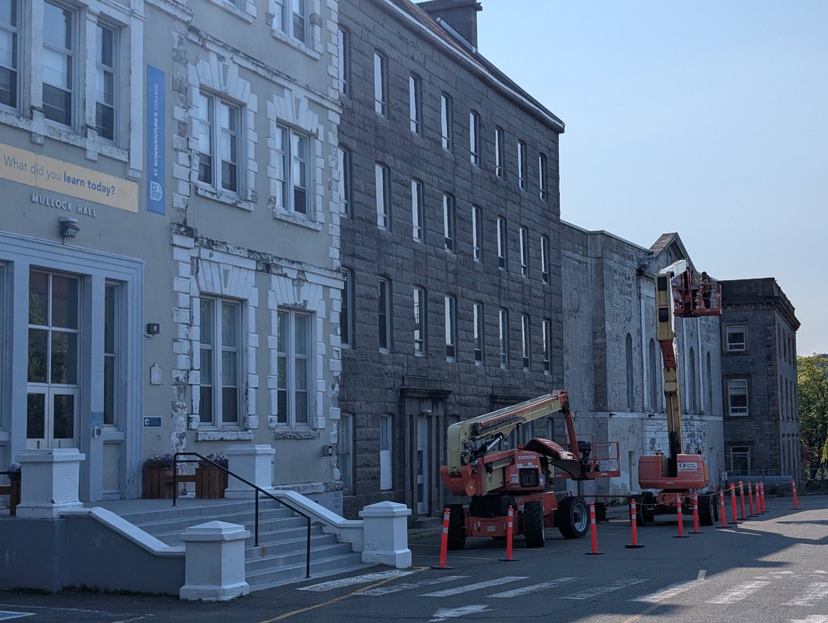 StBonaventures's tweet photo. Roof work is now underway on the front of the Mullock Hall &amp; Skinner Buildings! We're excited to see this project begin. Please use caution when entering the parking lot, follow all safety signage, and park only in designated areas. Thank you for your cooperation! https://t.co/b4jnOoyZpw