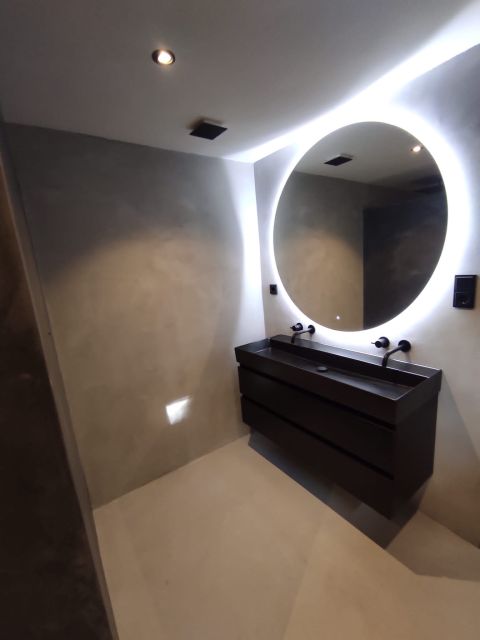 wandwaarde's tweet photo. Wat is je eerste gedachte achter betoncire?

Zie jij je tegels al vervangen in de badkamer? Waarom? - of- Waarom niet?

#wandwaaarde #betoncire https://t.co/TE70mvlwcr