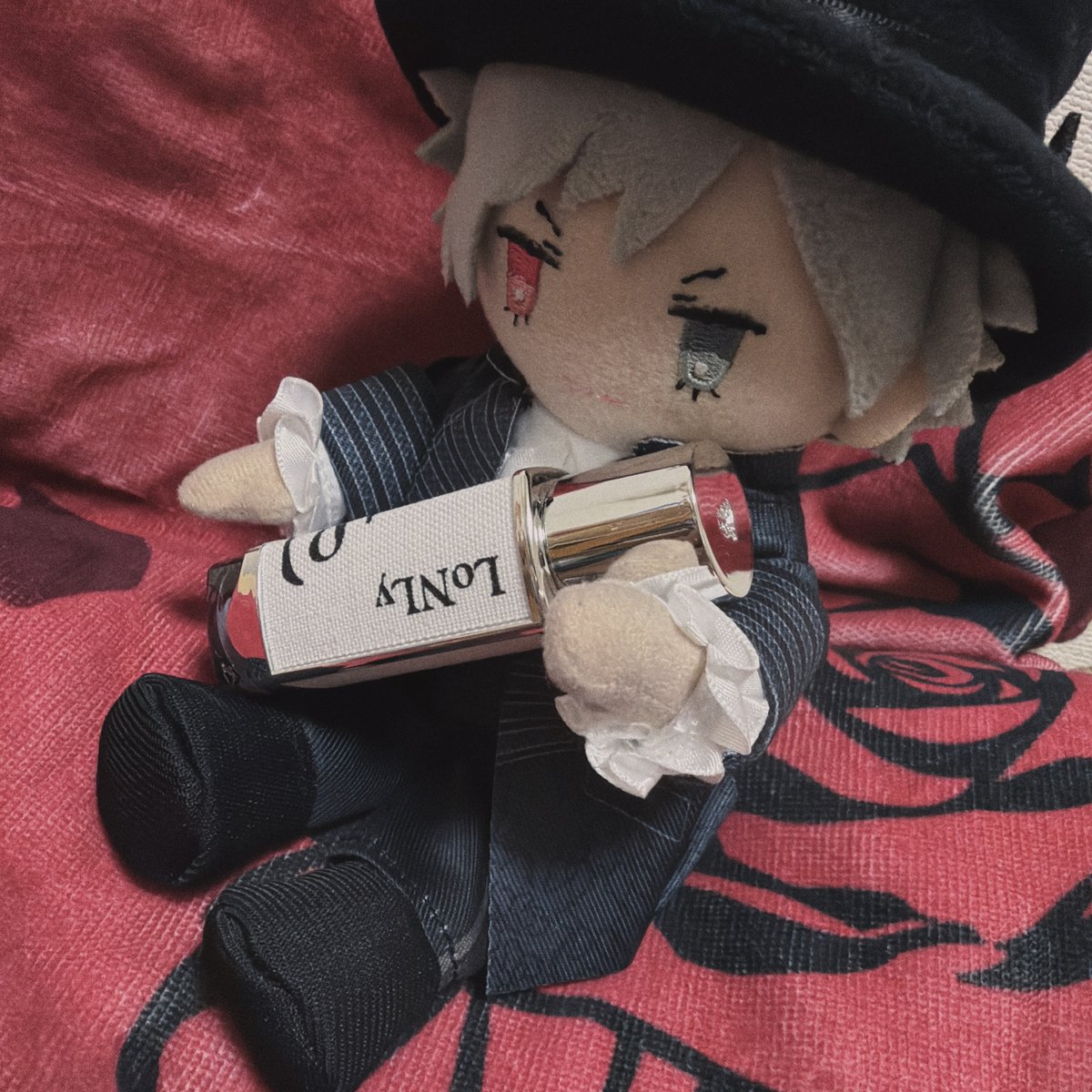 mkmk1600's tweet photo. あとこれ！！！！！完全に名前買いなんだけど！！！
カンタータって言う色のリップ😭😭😭😭
色も完璧すぎるて買っちゃった😭😭😭😭 https://t.co/K1xh6erM1V