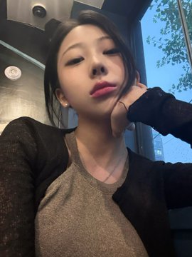 NegativeMishima's tweet photo. 소주바리 달릴게요  #섹트 #맘눌뎀 https://t.co/ba8EhKn7Sl
