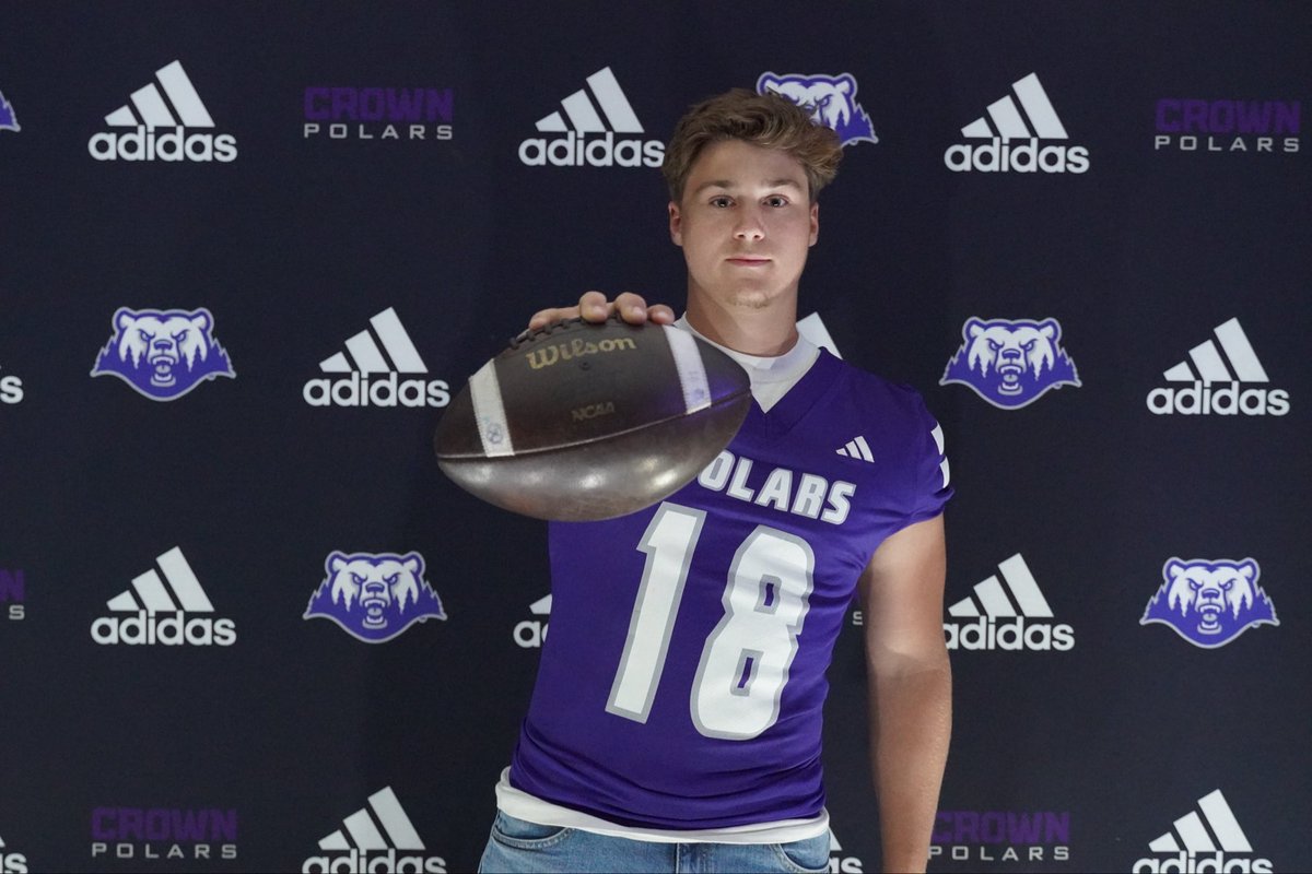 jake_palmer27's tweet photo. After a great visit Friday and great talks with @EShourds5 I am blessed and very grateful to receive my first offer from @CrownCollegeFB @_Coach_Franz @MJ_NFLDraft https://t.co/x8Z6lI9PtR