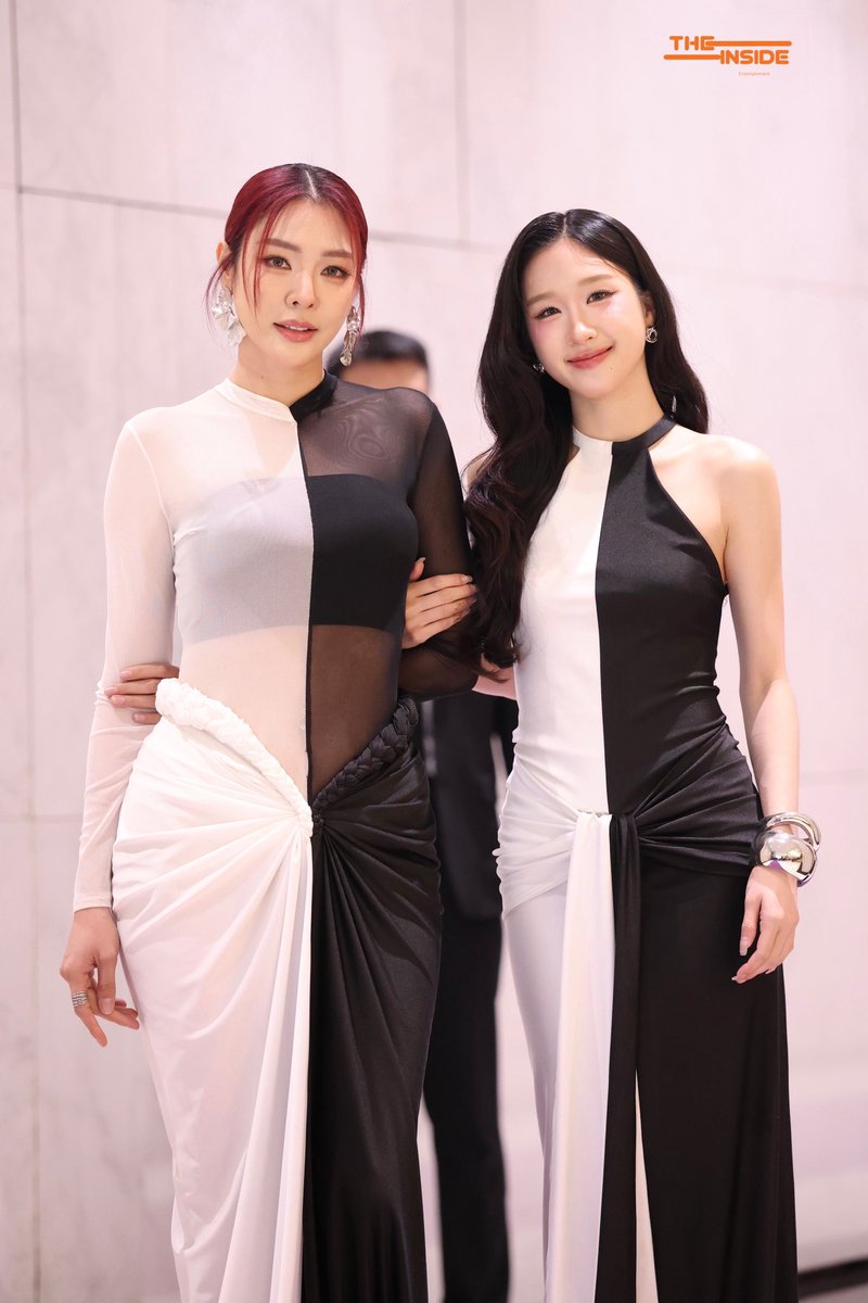 The_Inside_Ent's tweet photo. "ฝ้าย - อะตอม" ร่วมเดิน Purple carpet ในงานประกาศรางวัล "The Viral Hits Love Moment Awards 2026"✨✨

FAYEATOM AT TVHLM AWARDS
#TVHLMA2026xFayeAtom 
#FayeAtom #FayePeraya #AtomPariya #TheViralHits #TheViralHitsLoveMomentAwards2026
#LoveMomentAwards2026
#TheViralHitsLineUp2026 https://t.co/BSkRbuLGlQ