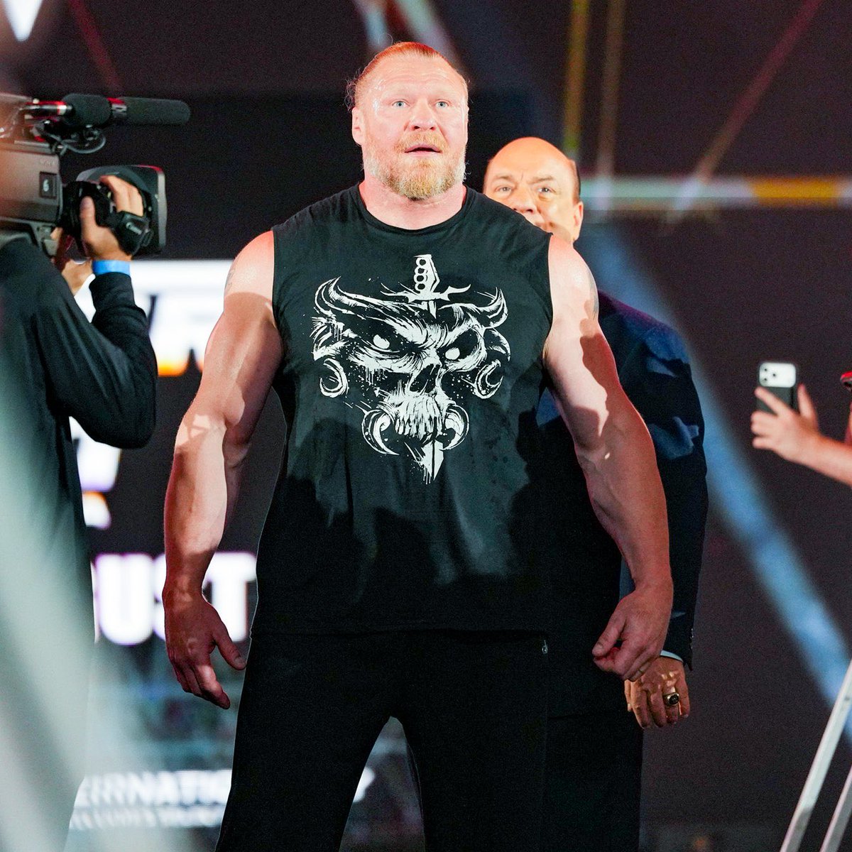 lilansidon's tweet photo. Welcome back Track Suit Lesnar https://t.co/KFGbrnBZGf