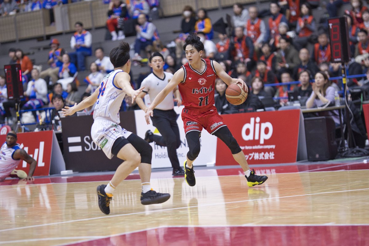 KOUTA2212's tweet photo. 今シーズンも推しにたくさん会いに行けて楽しいシーズンでした！
行く先々でお会いした方々もお世話になりました！
来シーズンも楽しめますように…！✨️ https://t.co/vkLAyBr1Z4