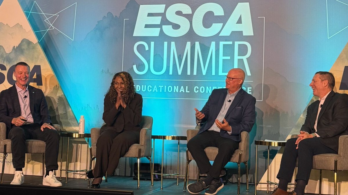 TheMiamiBeachCC's tweet photo. 🎤 The MBCC at the ESCA Summer Education Conference!

The Miami Beach Convention Center was represented today at the Exhibition Services &amp; Contractors Association (ESCA) 2026 Summer Education Conference in Banff, Canada. https://t.co/w52vutVPdr