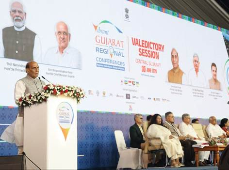 DefProdnIndia's tweet photo. Regional industries must become partners in Viksit Bharat journey : Raksha Mantri Shri Rajnath Singh has called upon regional industries to become partners in the journey by transforming regional strengths into national capabilities, local innovations into global competitiveness, and industrial growth into strategic strength.
Raksha Mantri, in his address during the Vibrant Gujarat Regional Conference in Vadodara on June 30, 2026 stated that under #AatmanirbharBharat initiative India is fostering indigenous capabilities in strategic sectors such as aerospace and defence. The budgetary provisions for modernisation and capital procurement aim to encourage domestic industries and integrate them into the global supply chain. In order to boost investment, licensing policy has been simplified and liberalised FDI policy. Srijan Portal, iDEX, Defence Testing Infrastructure, Green Channel Certification and Self-Certification have instilled confidence in small industries and Start-ups.

Raksha Mantri further stated that domestic defence production has surged to a record high of ₹ 1.78 lakh crore from just  ₹ 46,000 crore in 2014 and defence exports have soared to an all-time high of  ₹ 38,424 crore.

Details: https://t.co/d9XeXxOmgP

#AatmanirbharBharat #DefenceProduction #MakeInIndia #DefenceManufacturing #IndiaDefence #DefenceSector #DPSUs