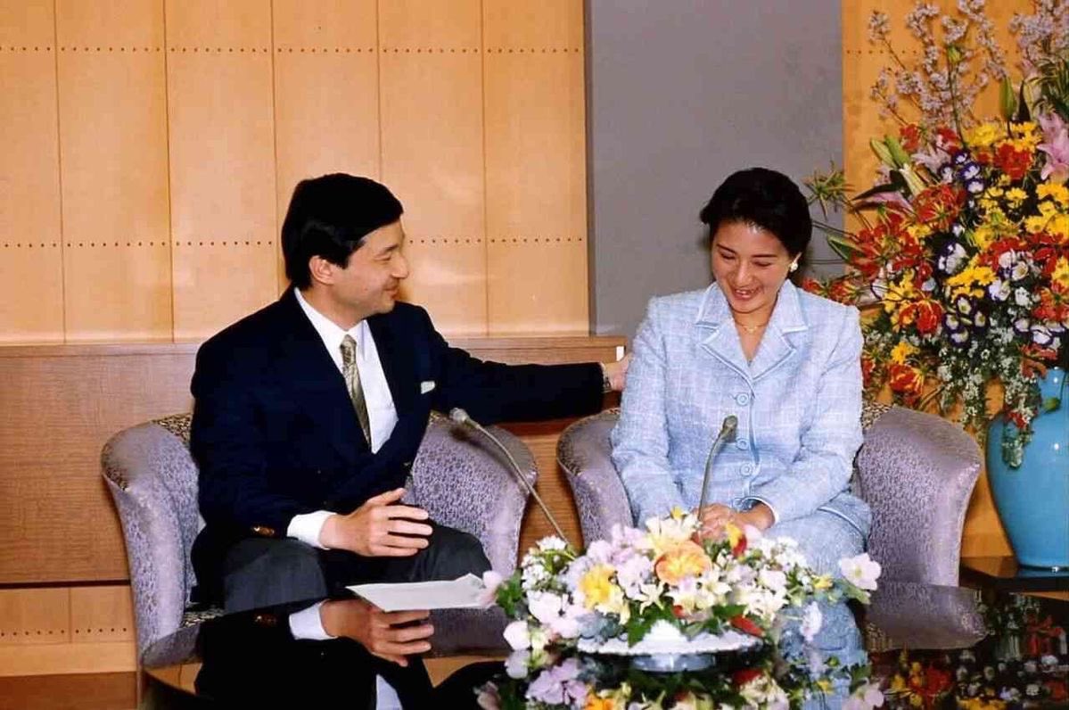 ee_hx12's tweet photo. 愛子さま以外に天皇にふさわしい人はいない。当たり前かもしれないけど、天皇に相応しいと思う人を育て上げた両陛下もすごい。 https://t.co/qUpLFE76Vr