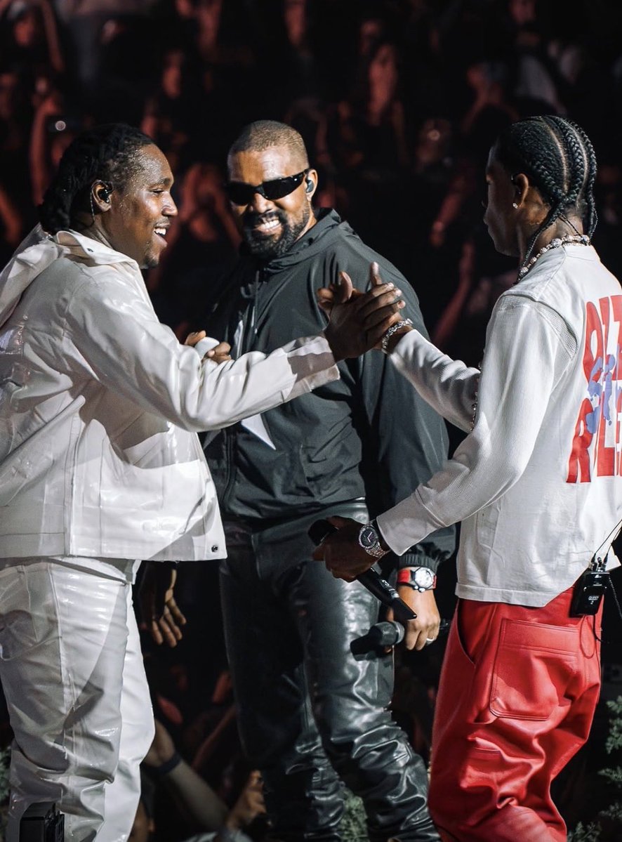 gregor_estevan's tweet photo. YE X TRAVIS X DON 🐐 https://t.co/PKJgGiIrov