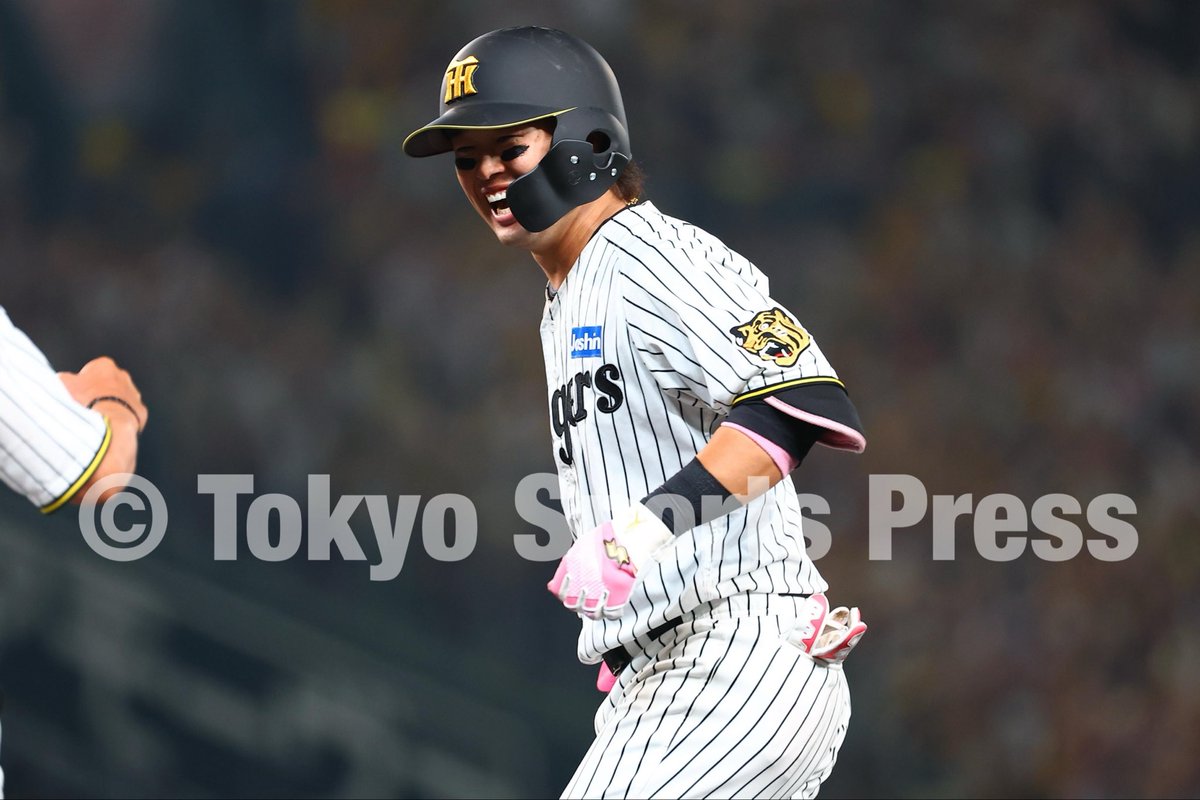 tospophoto's tweet photo. 【プロ野球】
2026年6月30日 #甲子園球場 
#阪神 × 中日

今日のヒーロー
#森下翔太 #濱田太貴 

#プロ野球 #タイガース #tigers https://t.co/fiqmUVrYn7