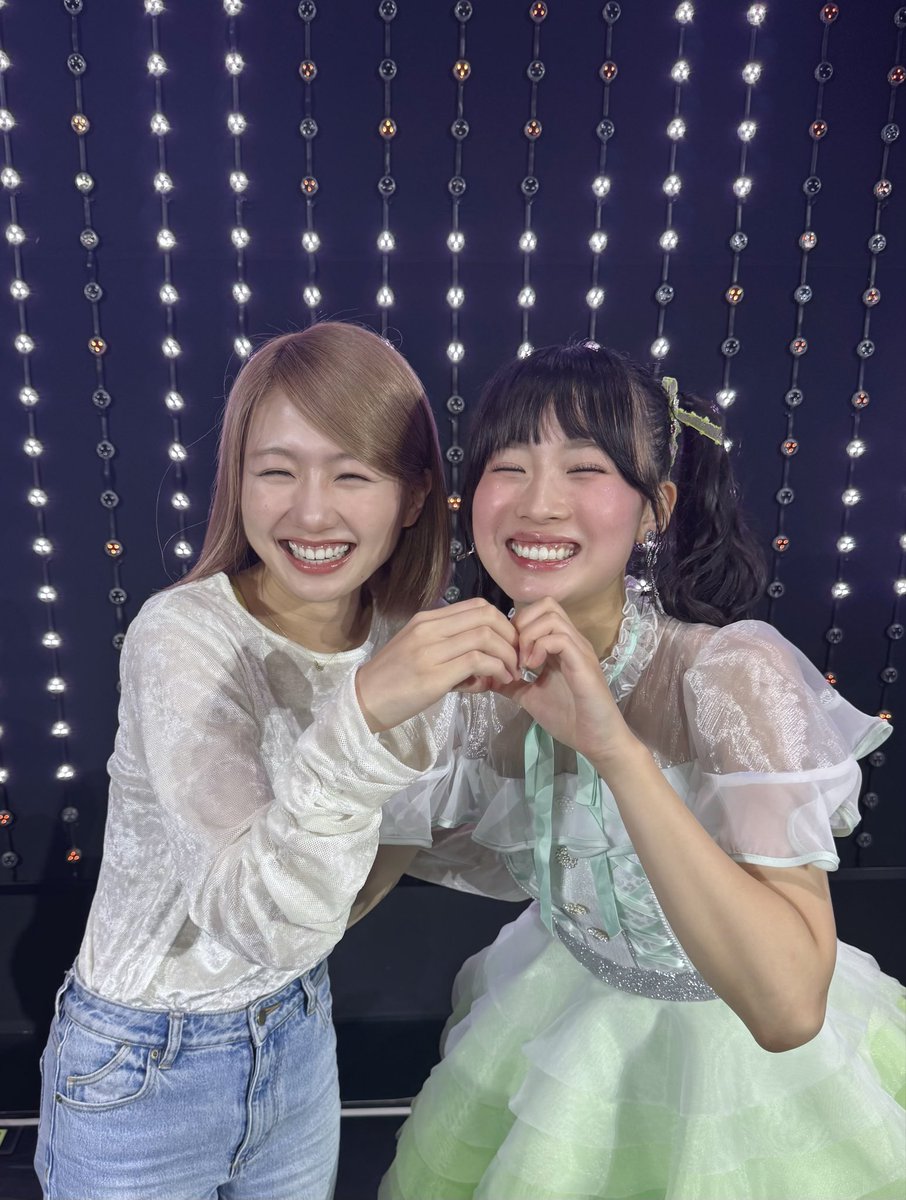 keity_1215's tweet photo. リサちゃんお疲れ様😌

すっごい早口で愛を語ってくれたり、バレンタインにチョコを作ってくれたり、ユニットをしたり、戸惑いながらツーショットやサインをお願いしてくれたり、2人でお出かけしたり、可愛い後輩ができて幸せだったよ🤍これからはお友達☺️☺️

儚かったよ⊹𓂃 ࣪ ˖🫧
#坂本理紗卒業公演 https://t.co/RKwL9NWLFo
