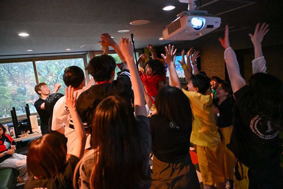omamewimps's tweet photo. 愛知wimperオフ会の雰囲気はこんな感じです!!!!!!!!

 毎回ライブと同じノリかはライブではありえないノリなど体をフルで使ってみんなで盛り上がってます!!!!

気になる方はリプ、DMにて連絡ください!!!!! https://t.co/EkH0XkVxQQ
