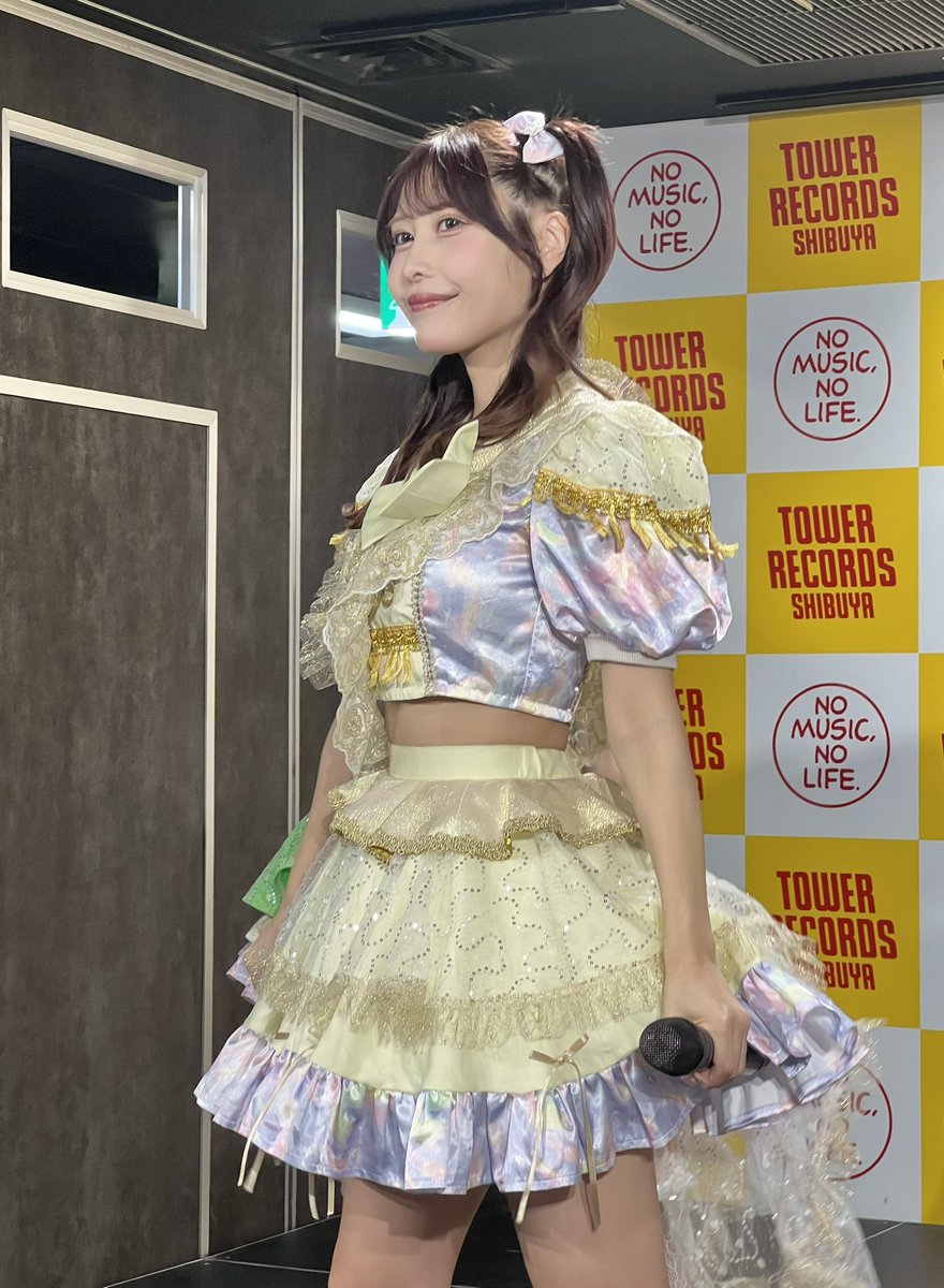 tmsmmms_'s tweet photo. 2026.6.14

ハートフル⭐︎メモリーズ リリース記念イベント
タワーレコード渋谷店 5階イベントスペース

Queen's Way本美桜さんイケメンすぎてドカメロ🤯

#ルーチェTW #咲本美桜 ちゃん👑
#ハートフルメモリーズ0916 https://t.co/myYxuWjmwg
